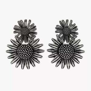 Zara Double Flower Earrings